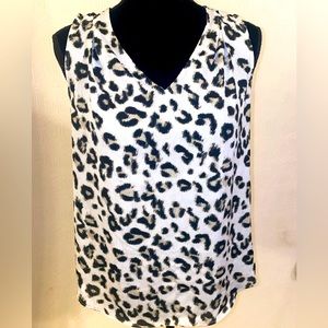 Animal print sleeve less top
